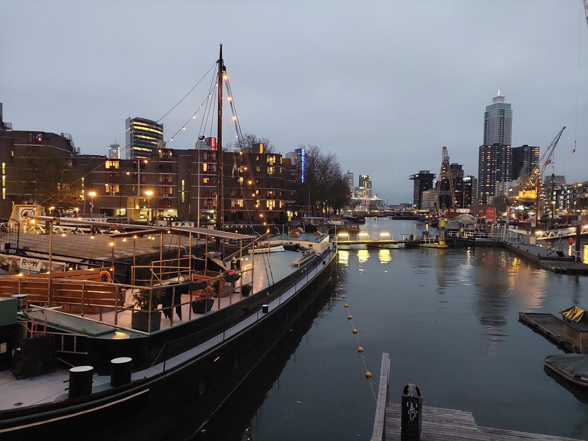 Rooms On Water Rotterdam Eksteriør bilde